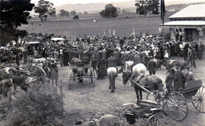 An image of the Opening of the Avenue